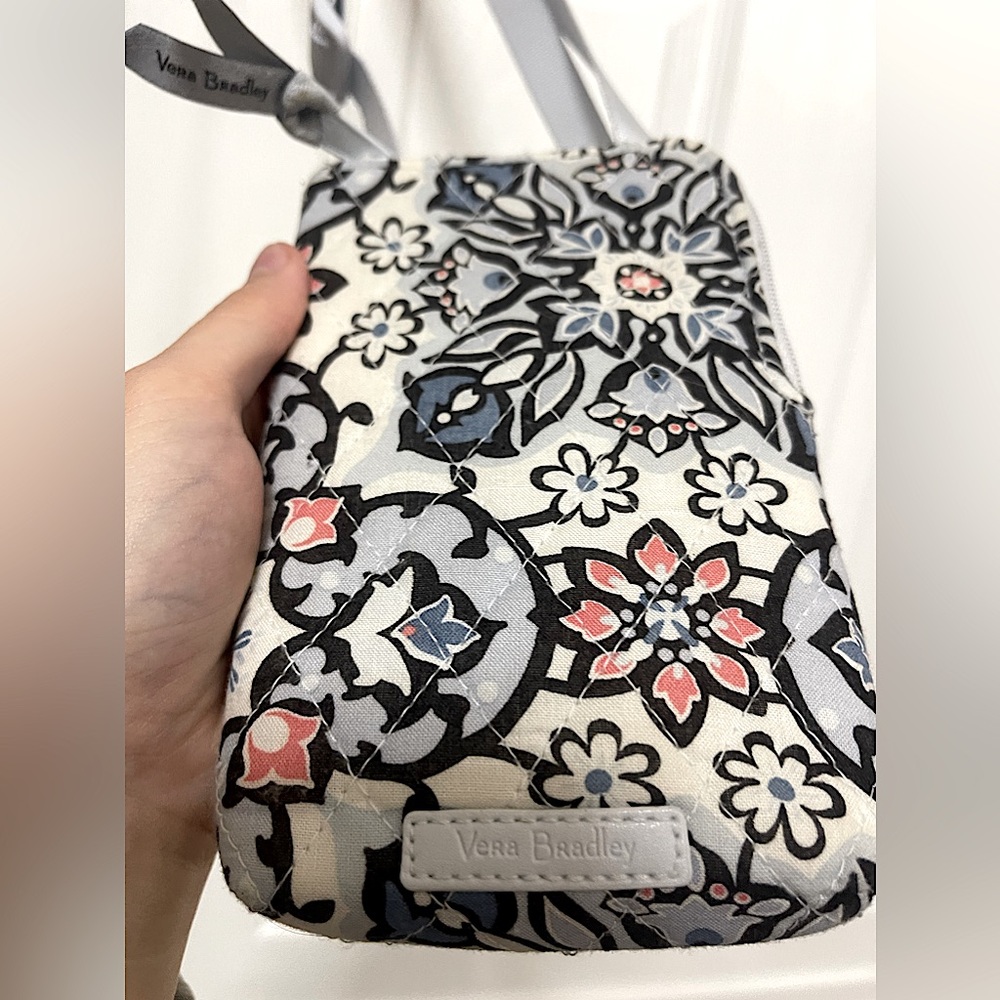 Vera Bradley wallet/phone holder